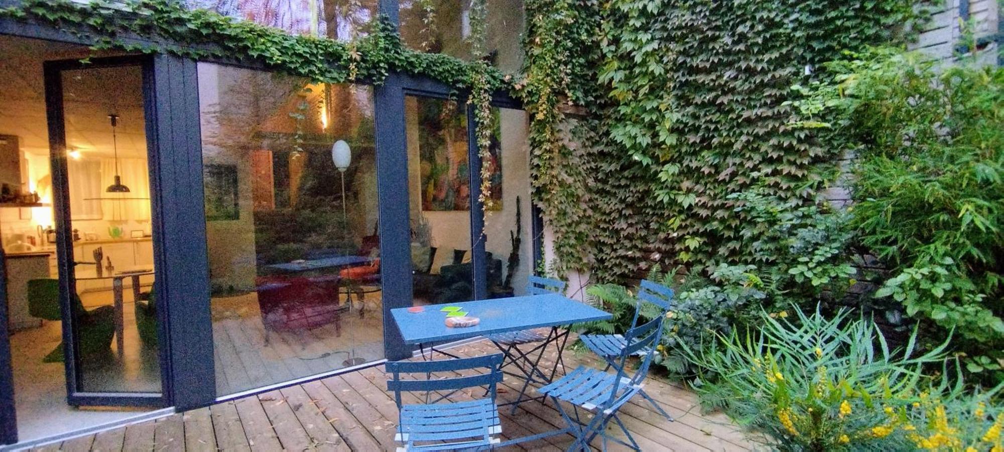 Romantic And Atypical Apartments In Prague'S Montmartre Exterior photo
